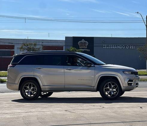 JEEP COMMANDER 2.0 TD380 TURBO DIESEL OVERLAND AT9